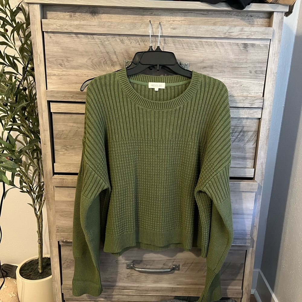 Roolee Forest Green Women's Crew Neck Sweater